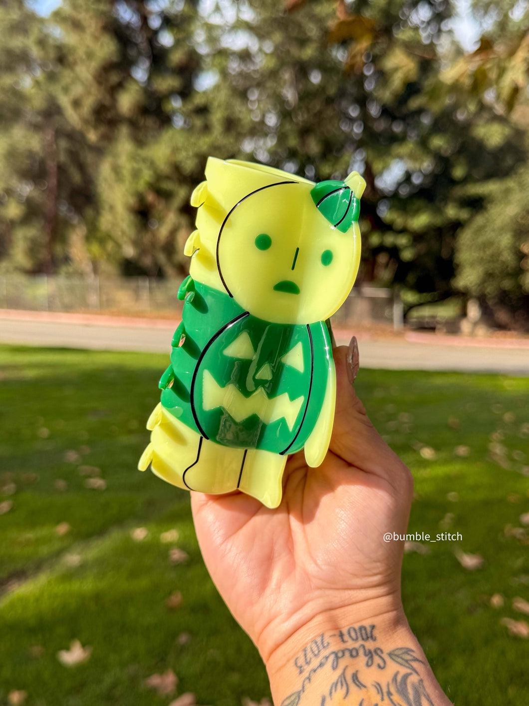 Size Medium Hair Claws*November Preorder*