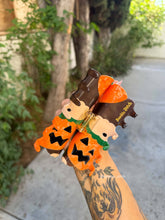 Load image into Gallery viewer, Baby Pumpkin Hair Claw *November Preorder*
